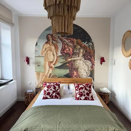 Wyjatkowy W Tajemniczej Kamienicy Przy Rynku Apartment